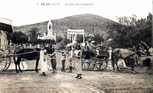 2036- El-Affroun - la Place et le Monument aux Morts
